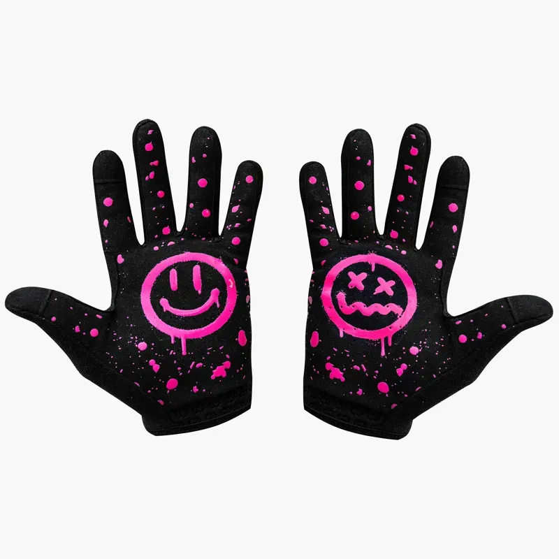 Muc-Off Rider Gloves in Tartan Red-1