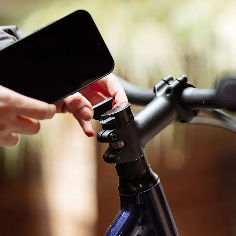 Loop Micro Phone Mount Black-2