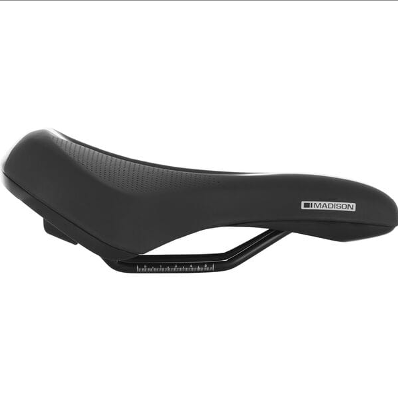 Madison Roam E Saddle in Black 178 mm x 266 mm-2