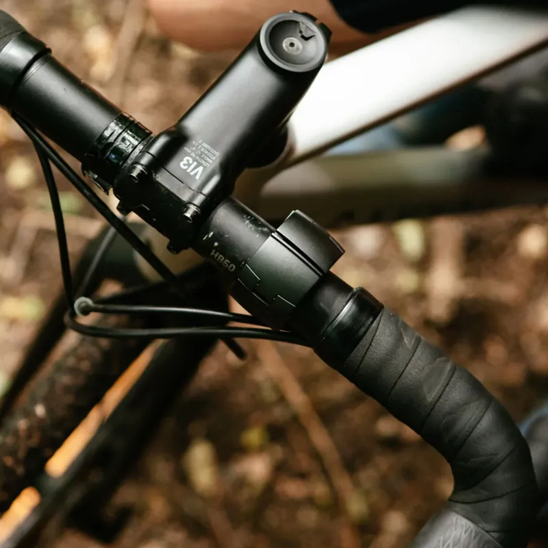 Loop Phone Mount in Black-1