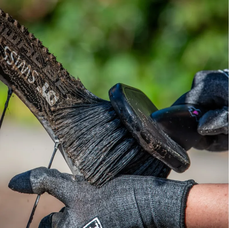 Muc-Off Premium 3 Brush Set-1