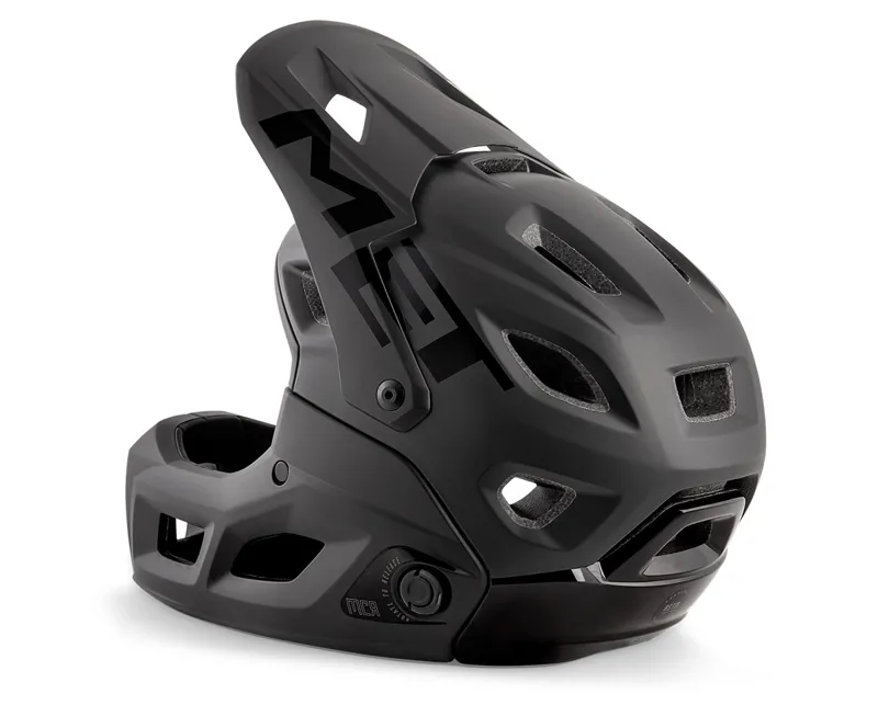 MET Parachute MCR Full Face Helmet in Black-2